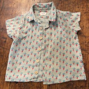 OEUF button down top